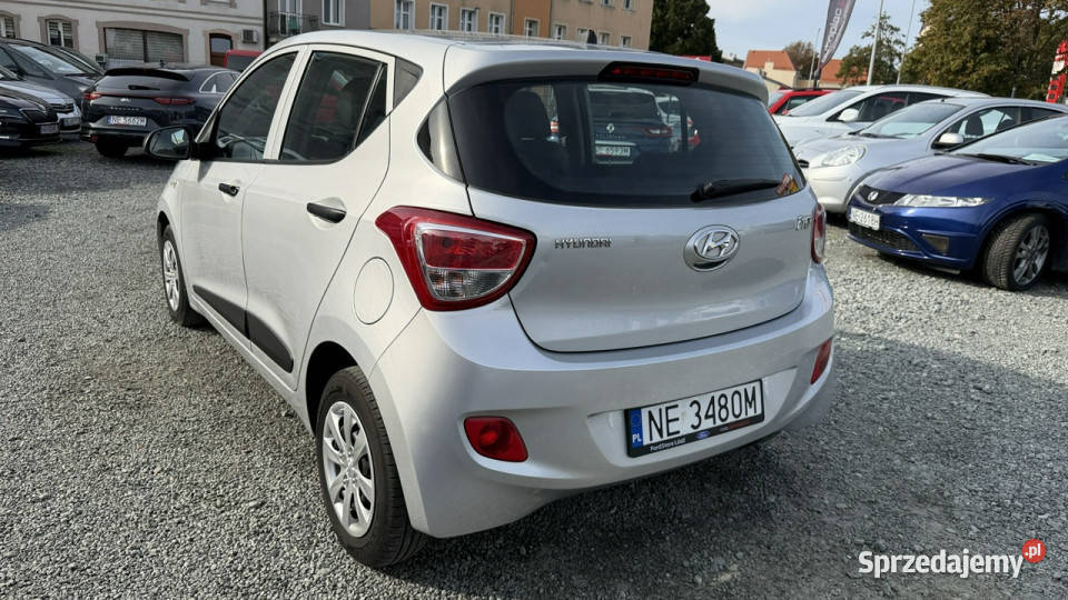 Hyundai i10 Benzyna Zarejestrowany Ubezpieczony srebrny i10 Elbląg