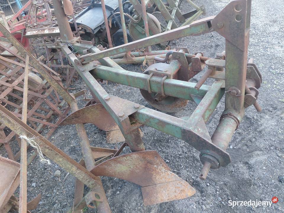 Pług 3 średni Orlik nieuszkodzony Pługi małopolskie Uszew
