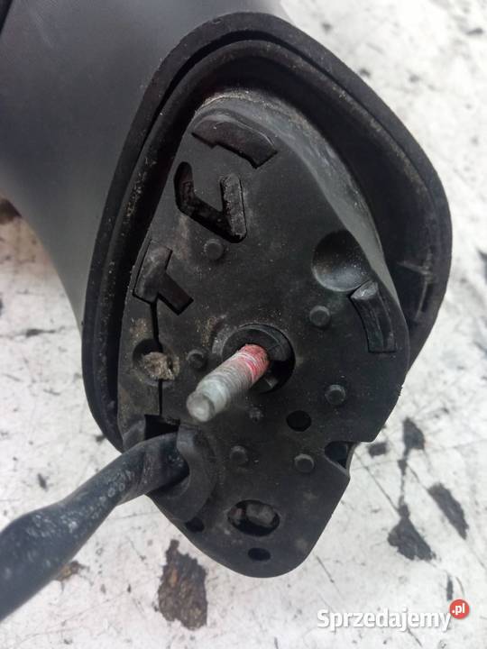 LUSTERKO PRAWE 11PIN EUROPA Renault Clio IV