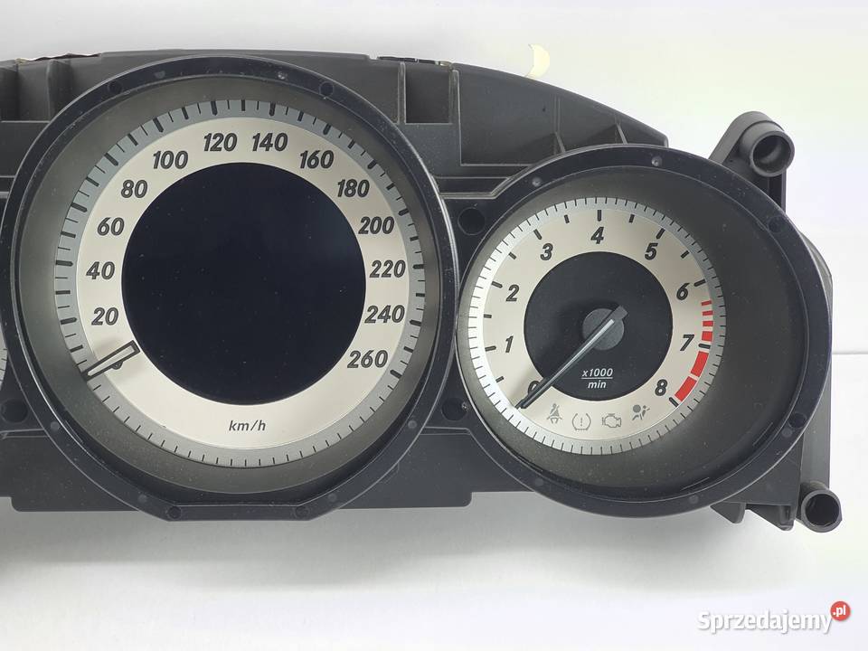 Licznik Zegary Mercedes Cls W218 2189005902 Pozostałe Łódź