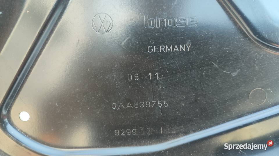 2VW PASSAT B7 KOMBI 1015 MECHANIZM PODNOŚNIK Włoszczowa