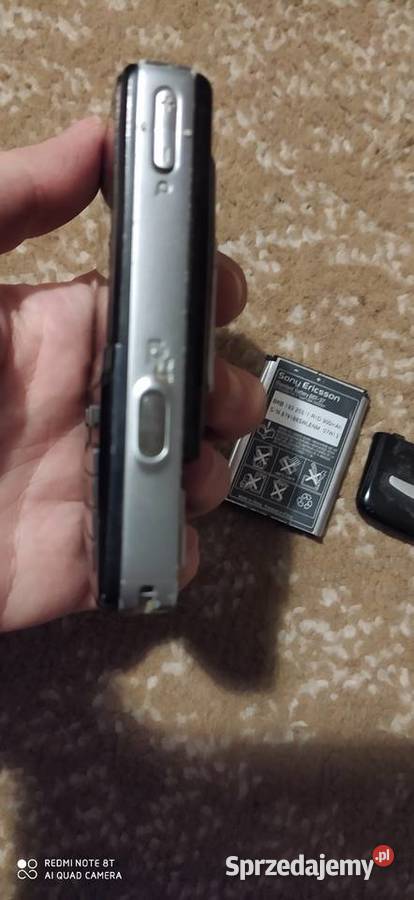 sony Ericsson bat 37 telefon komórkowy