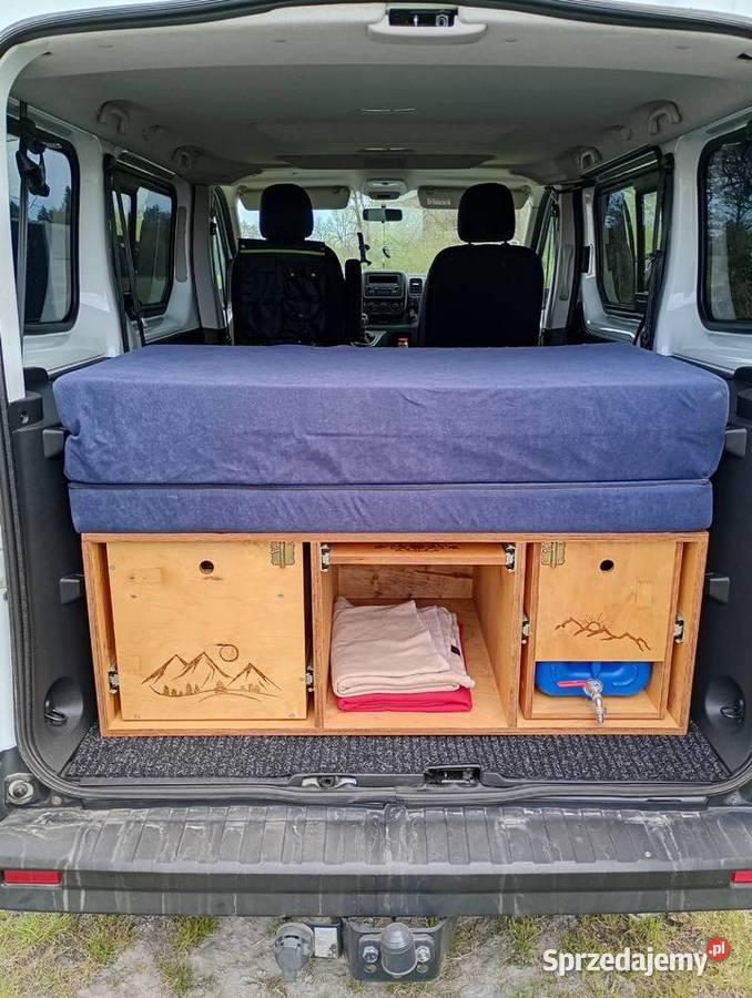 Renault Trafic 9 osób kampervan kamper