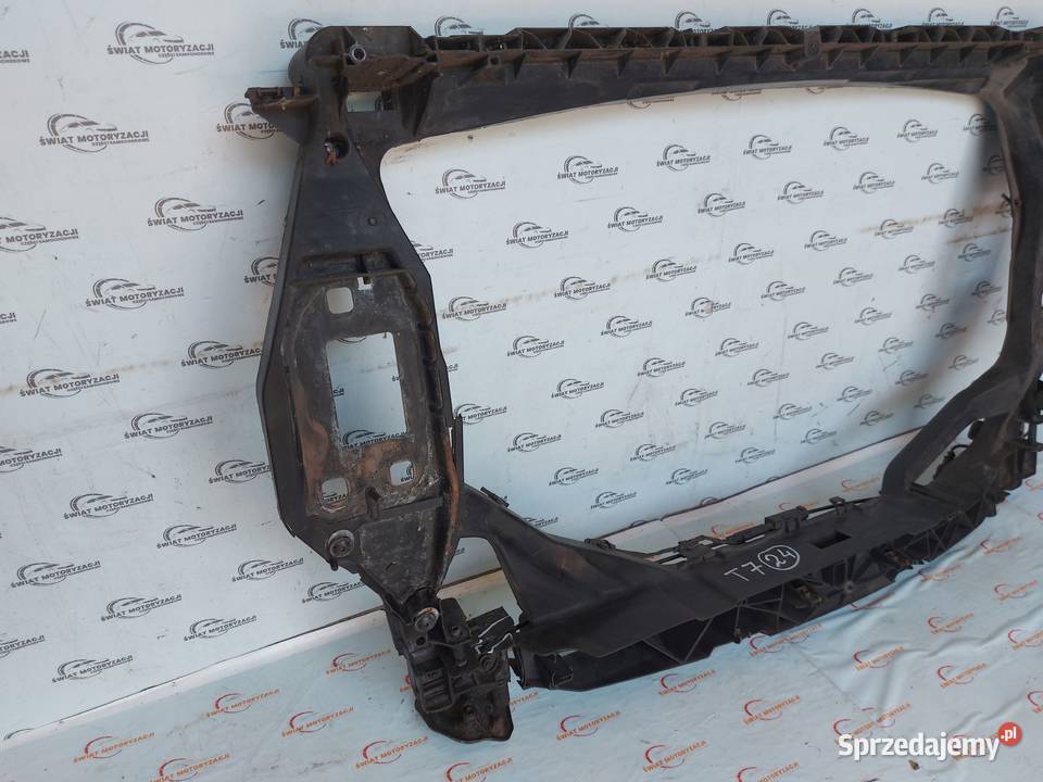 AUDI Q3 I 13r pas przedni wzmocnienie 8U0805594A świętokrzyskie Kielce