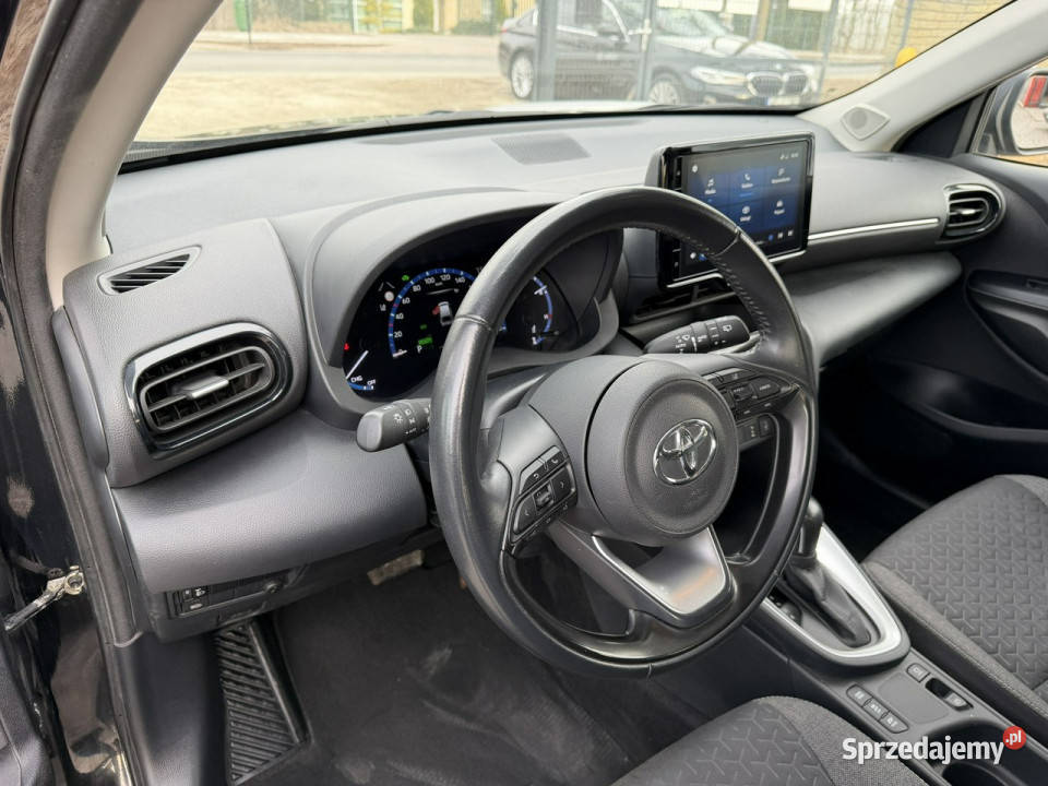 Toyota Yaris Cross 15 HSD 62 Ast Pasa Distronic mazowieckie Otwock Mały