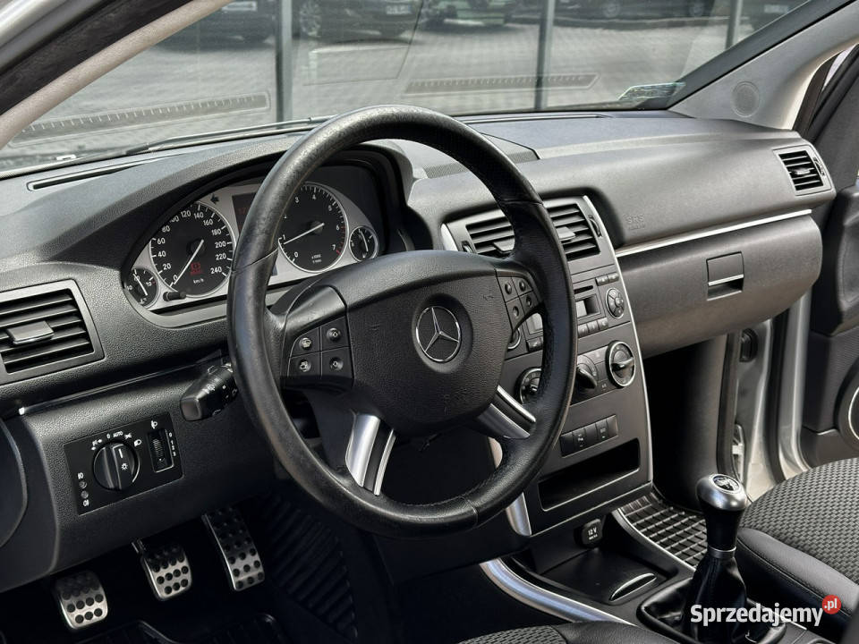Mercedes B 180 Półskóra Klimatyzacja Czujniki opolskie