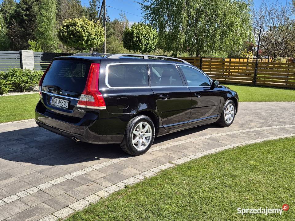 Volvo V70 D4 automat MOMENTUM Pionki