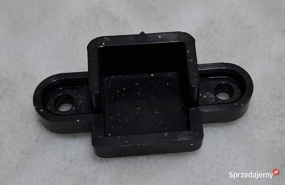 Gniazdo wpinania zaczepów węża na wylocie Części i Akcesoria Czeladź