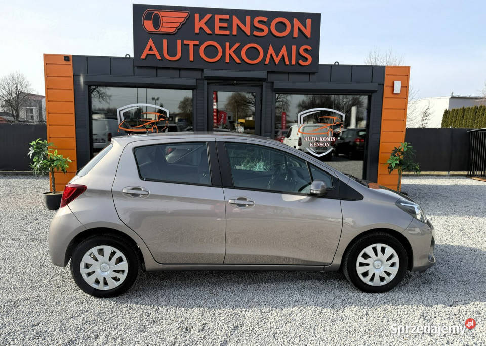 Toyota Yaris Salon Polska Bezwypadkowy Kamera Yaris Bydgoszcz sprzedam