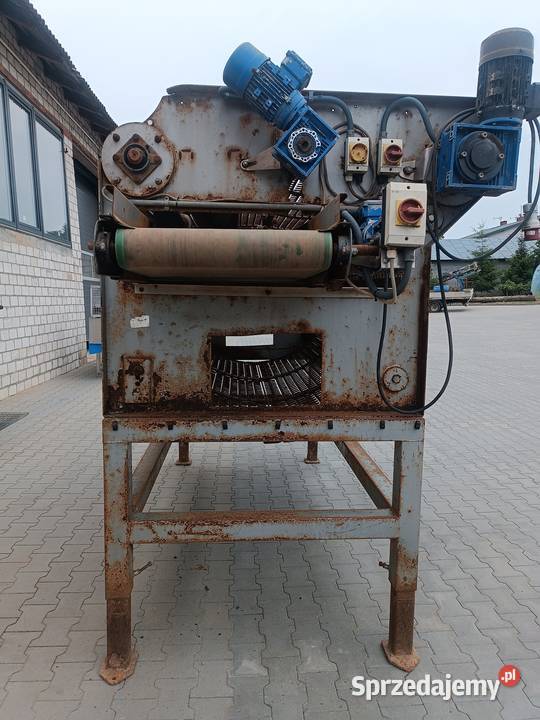 Odsiewacz ziemi separator przesiewacz taśmowy Huta