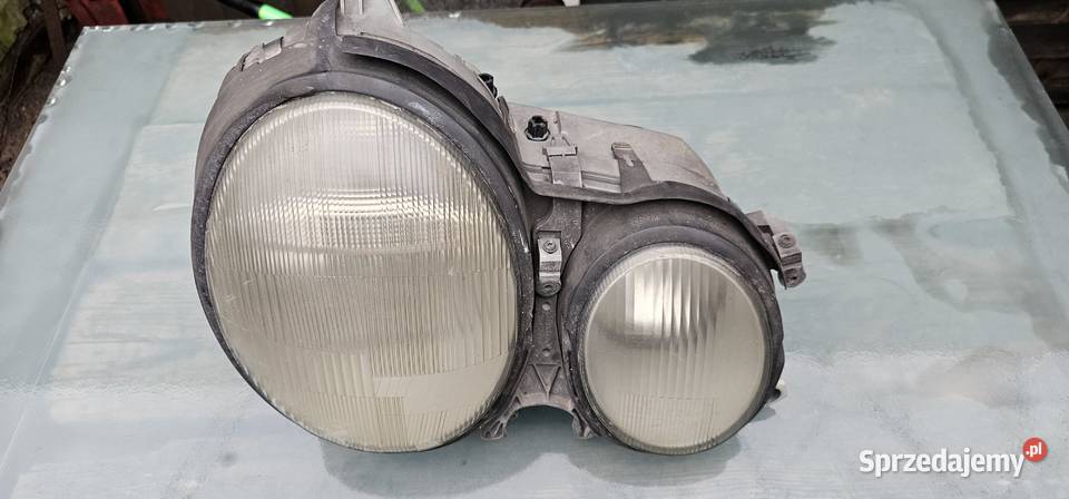 Lampa prawy przód hella mercedes w210 lift osobowe Zbąszyń