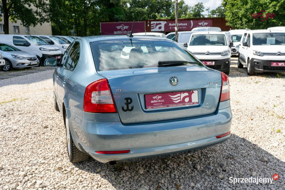 koda Octavia Salon Polska 11Lat w Jednych Warszawa