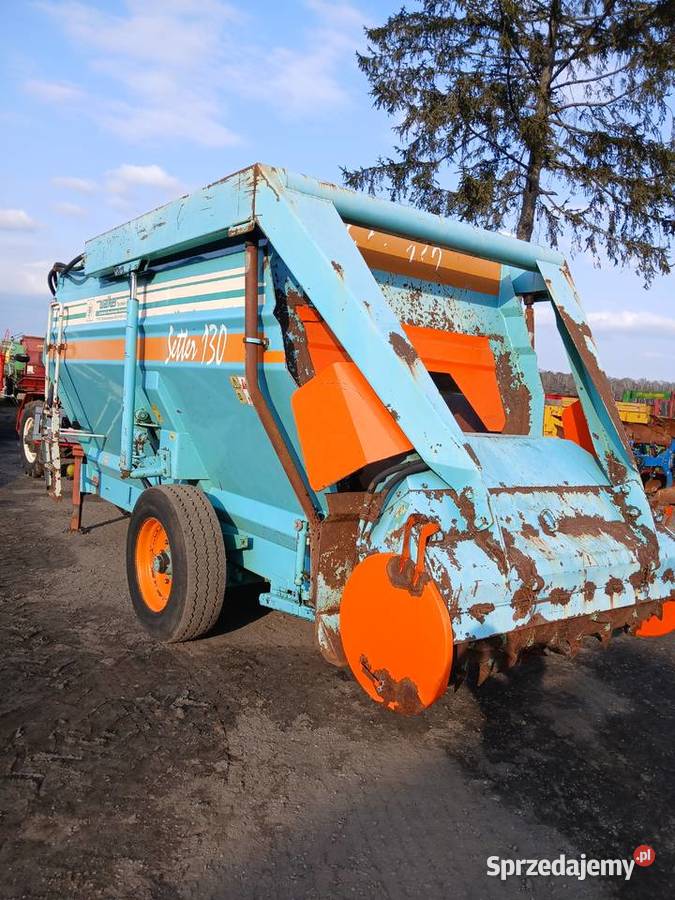 Paszowóz pionowy samozaładowczy Setter 13 m3 Ryki