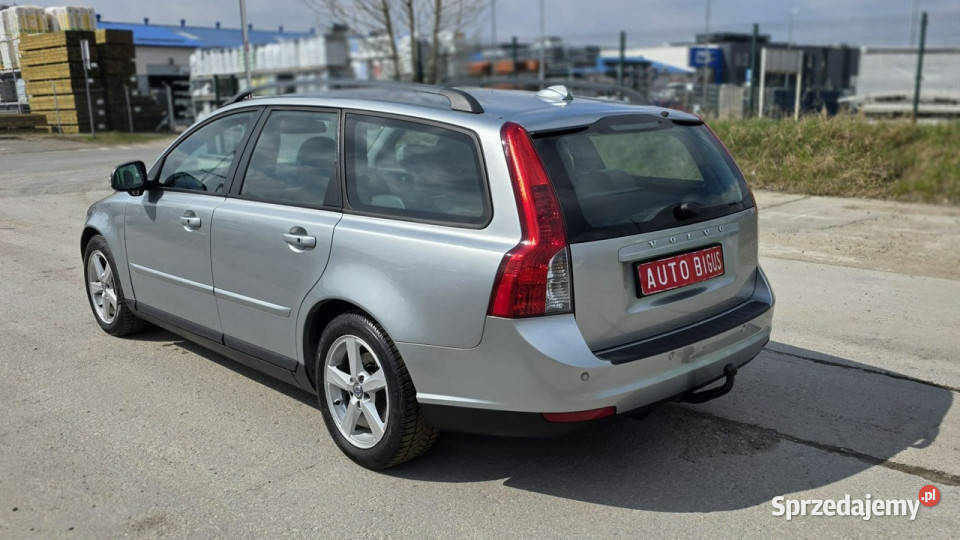 Volvo V50 xsenon zarejestrowane climatronic nowy Lębork