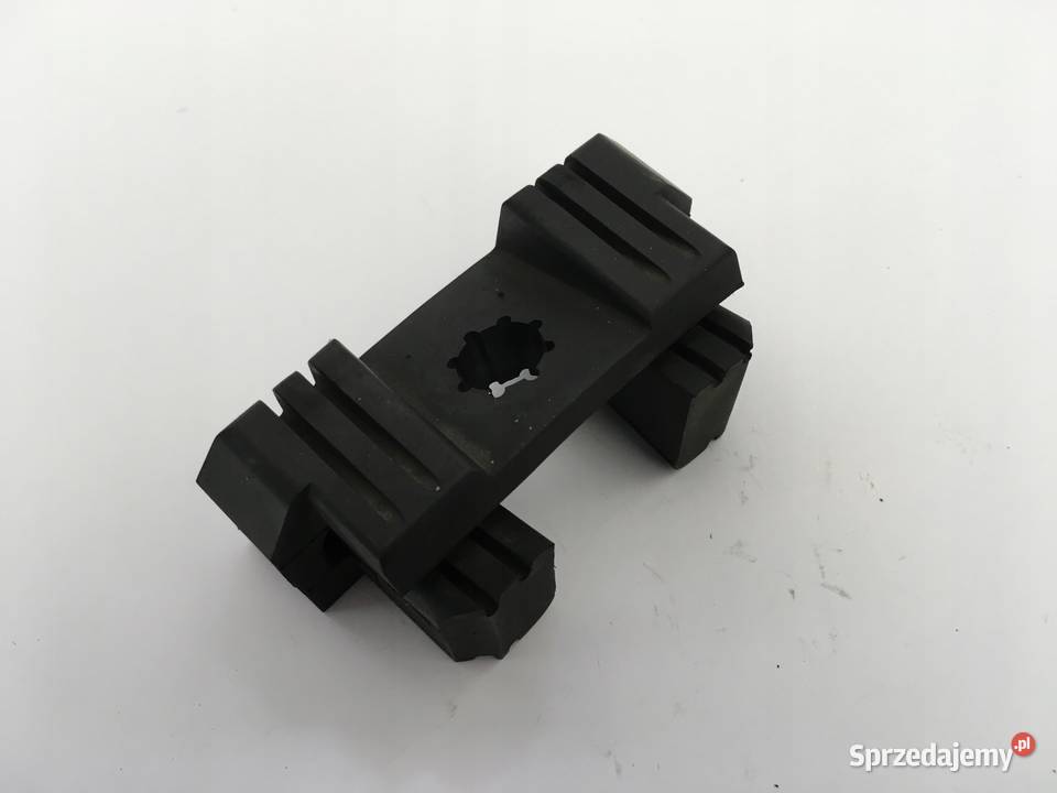 KTM DUKE 125 390 17 Guma mocowania zbiornika sprzedam