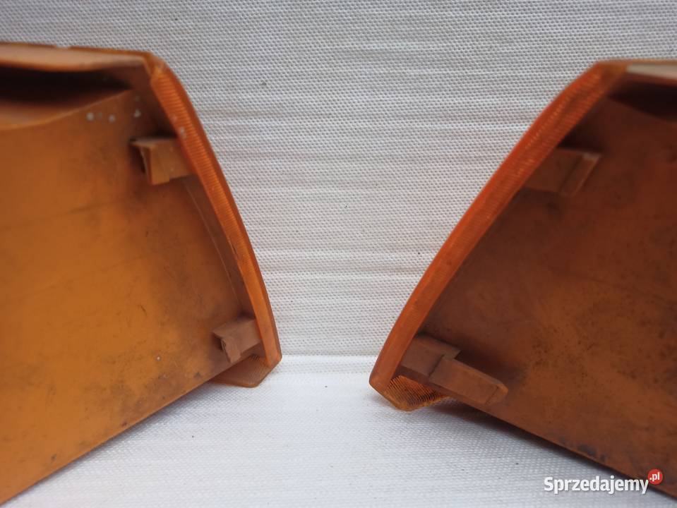 Ford Escort MK5 V kierunkowskazy kierunki prawy łódzkie Sieradz