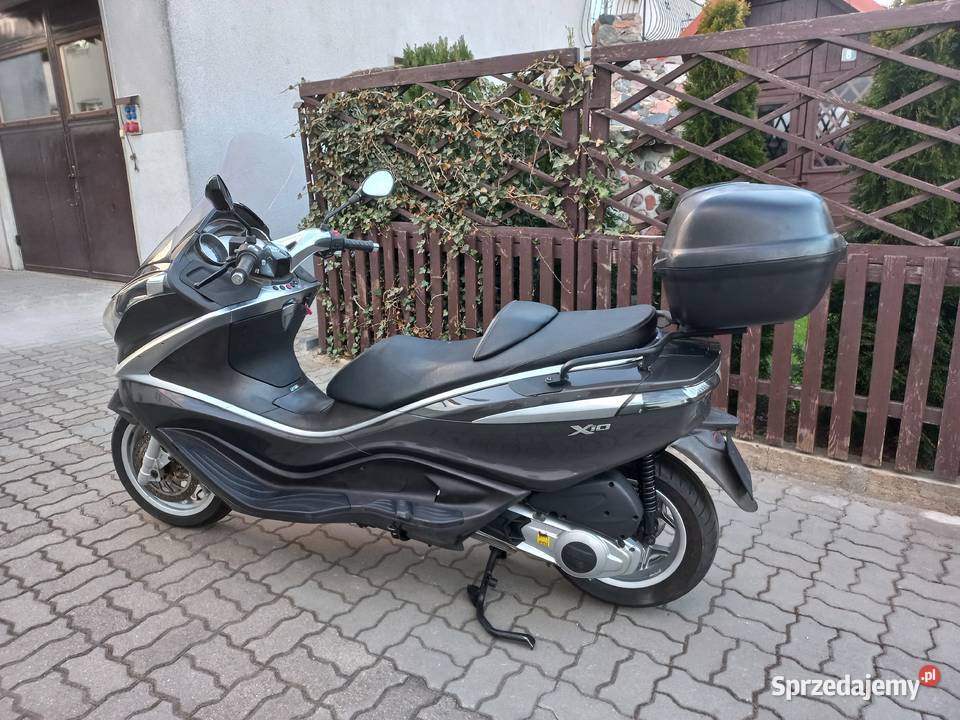 Piaggio x10 Maxiskutery 125 Chojnice
