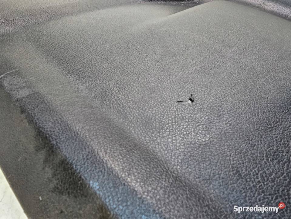 OSŁONA TYLNA FOTELA AUDI A4 B9 A5 8W 8W0881969H Przystajń