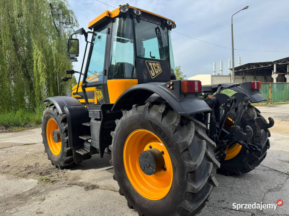 Ciągnik JCB FASTRAC 2140 4x4 155 TUZ 2 x przedni Kuków