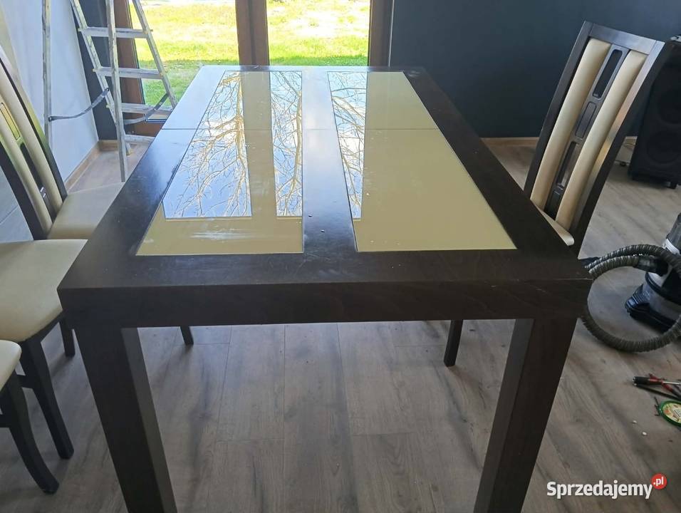 Stół z krzesłami Brzeszcze