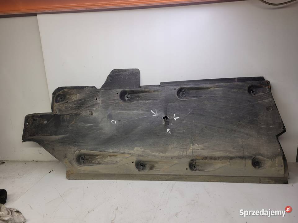 OSŁONA PŁYTA PODWOZIA PRAWA AUDI A1 VW 6R0825202 Przystajń