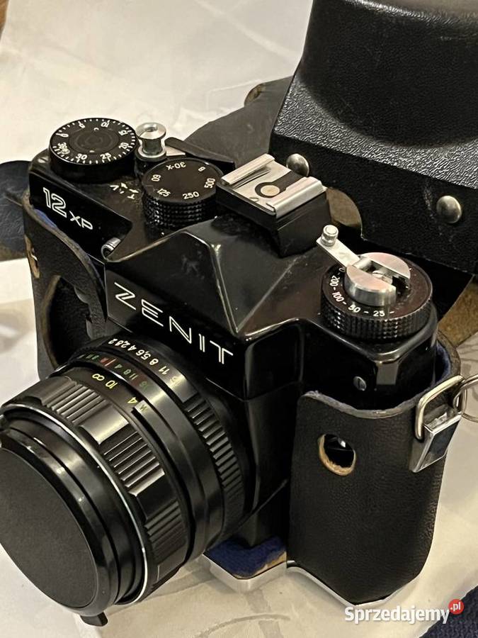 Aparat fotograficzny Zenit 12xp z futerałem i Kraków sprzedam