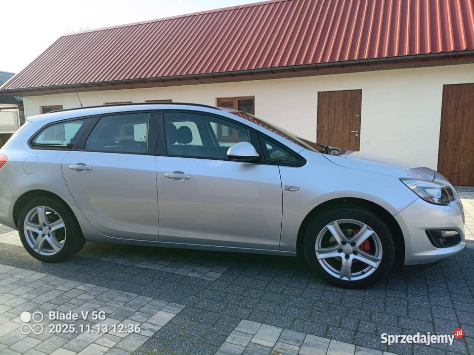 Opel AstraJ 2012 14 B Przebieg 252