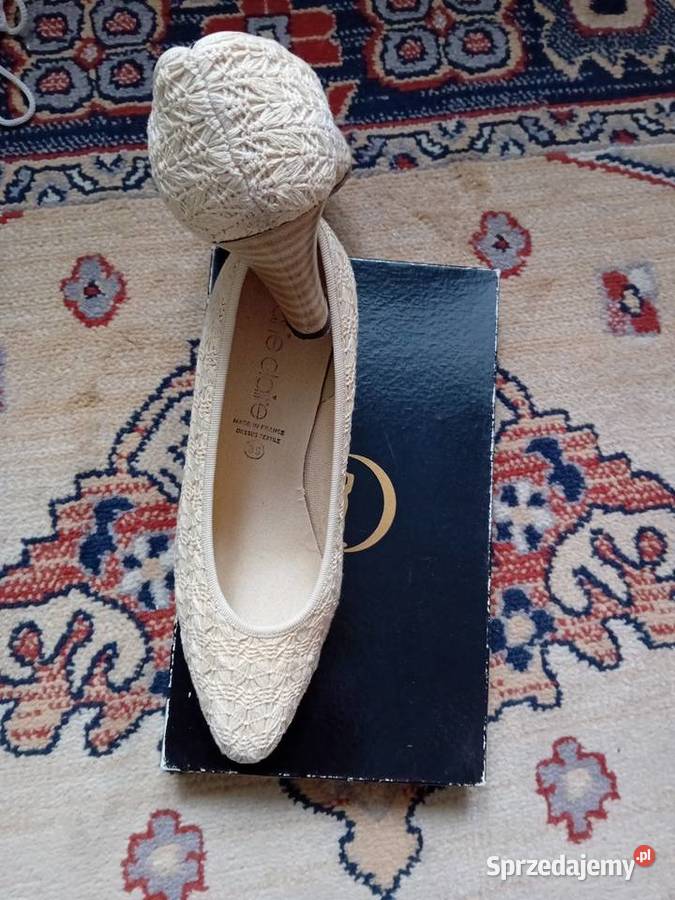 eleganckie letnie czółenka na niedużym obcasiku tkanina Warszawa