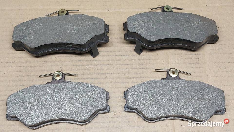 KLOCKI HAMULCOWE PRZÓD HYUNDAI H100 19932004 Mielęcin
