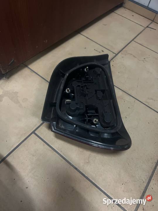 Lampa tyl prawa renault megan 1 lift