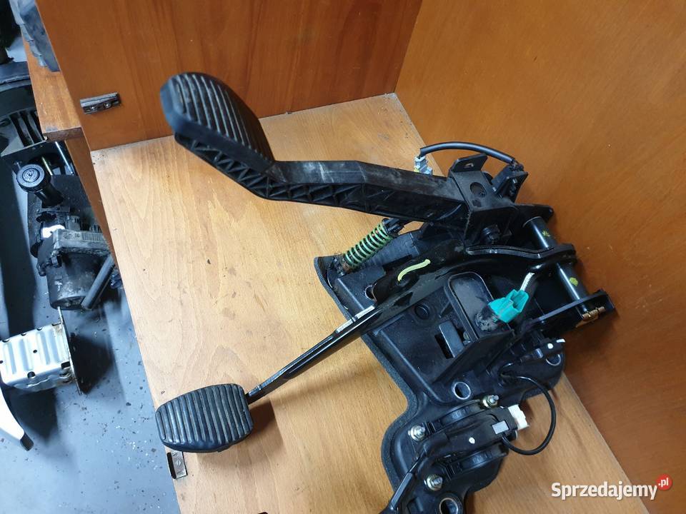 Pedały hamulca sprzęgła 407 C5 Sandomierz sprzedam