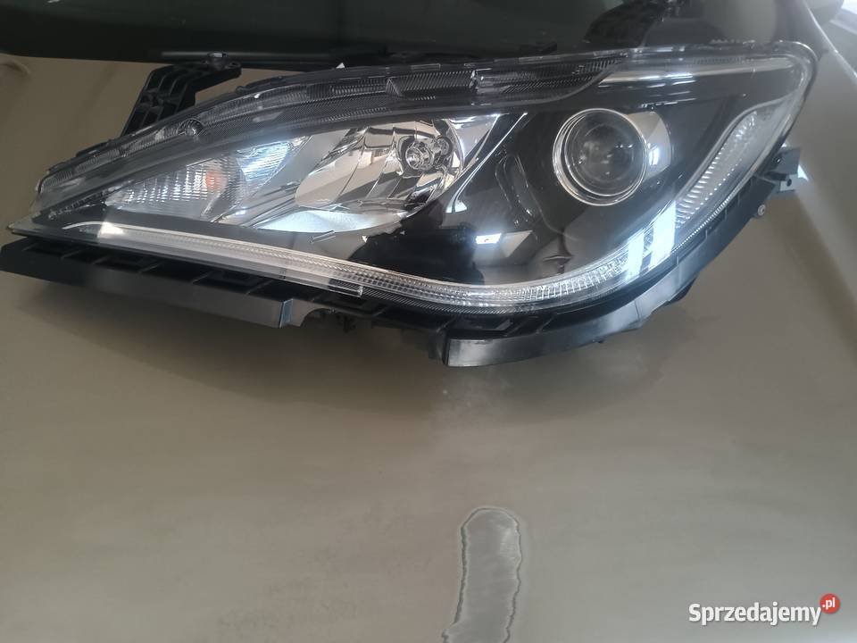 Lampa przednia lewa Xenon LED Chrysler Pacifica