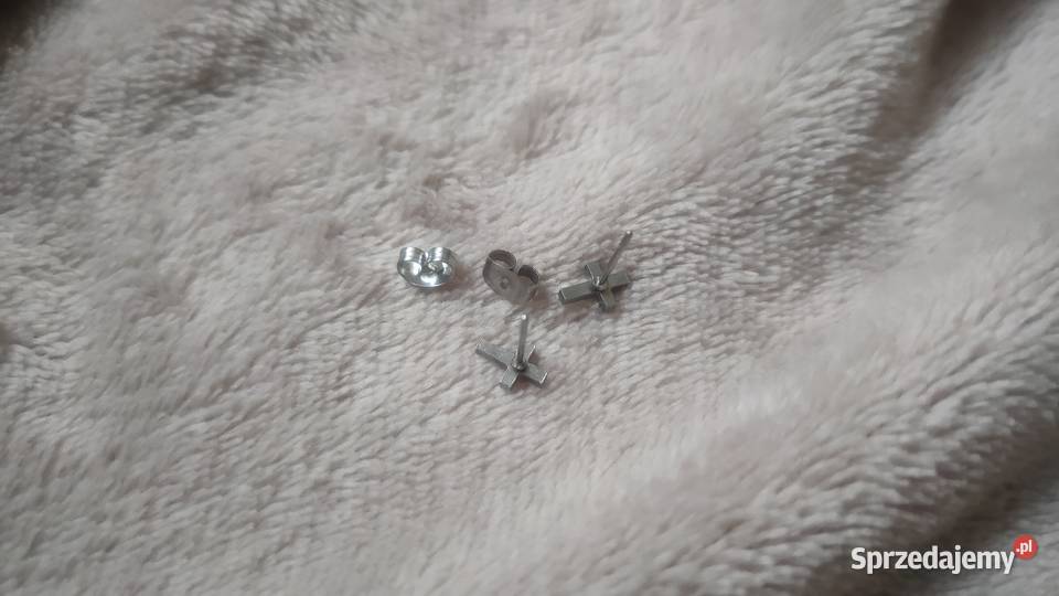 Kolczyki stal nierdzewna krzyże krzyżyki z Tarnowskie Góry