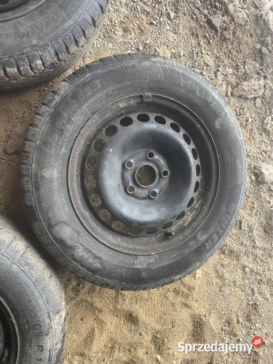 300601027 6JX 15H2 ET45 r15 Felgi Stalowe z Zambrów