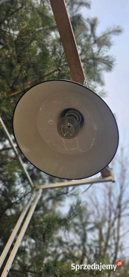 Lampa emaliowana indriustralna z lat 70tych