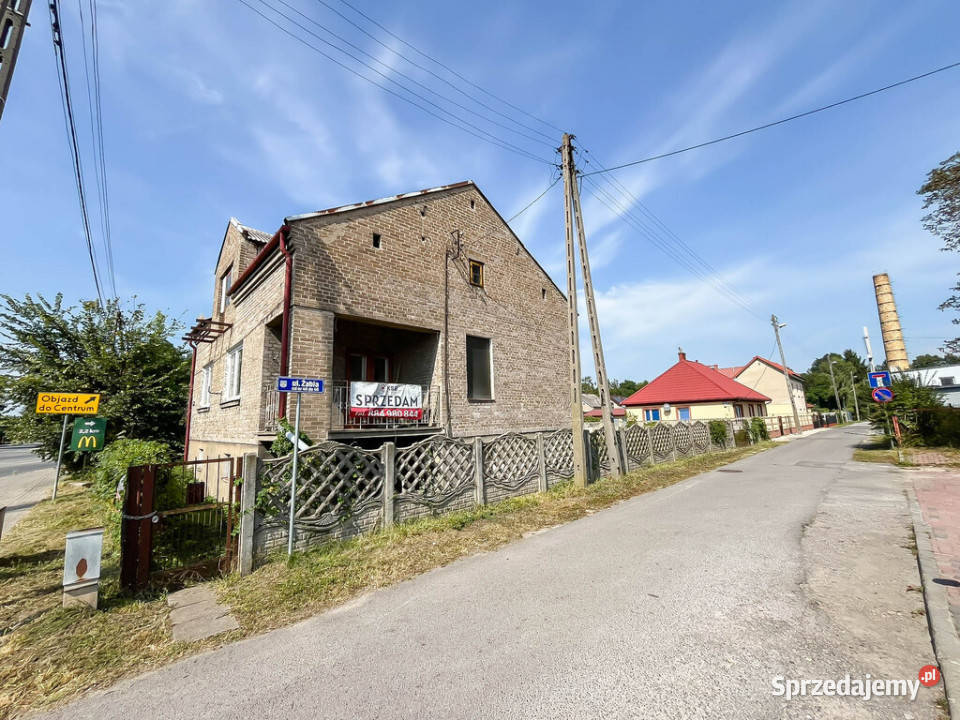 Dom w centrum Ostrowca 105m2 działka 826m2 wolnostojący