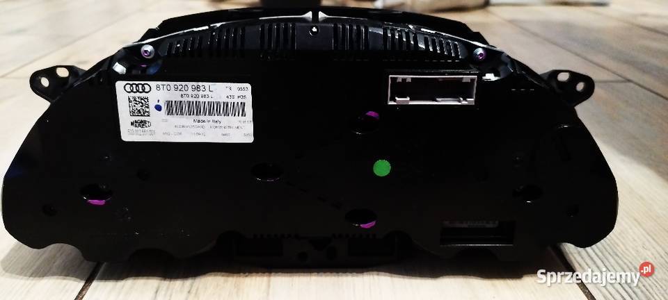 Licznik Audi A5lift benzynakolor fis menu osobowe Radlin