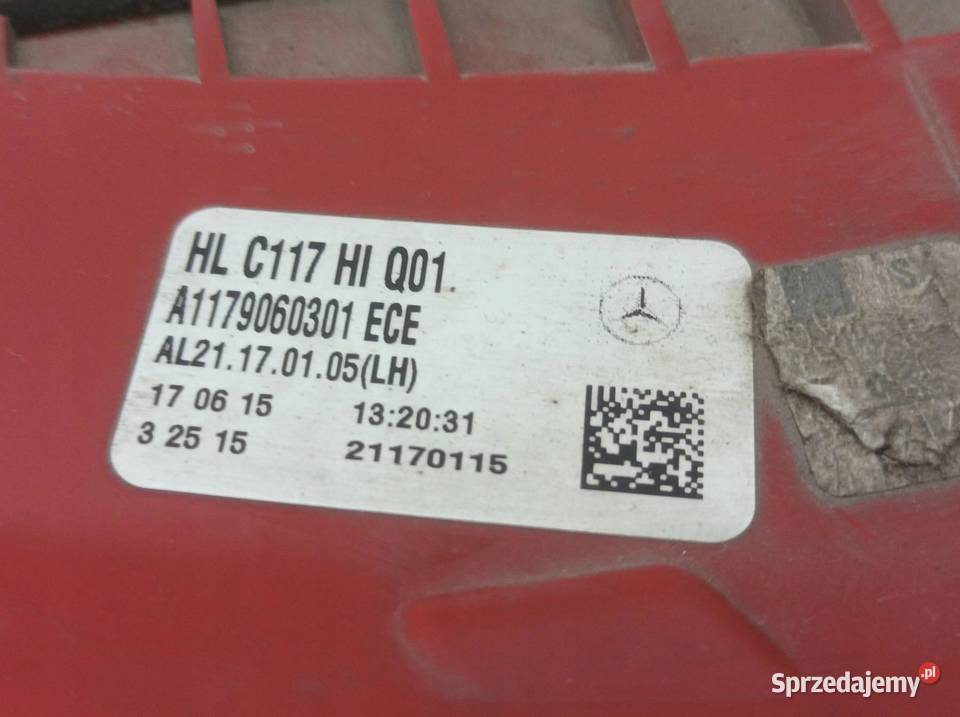 LAMPA TYŁ LEWA SEDAN LED W117 USZKODZONA Rok produkcji 2015 Lampy tylne