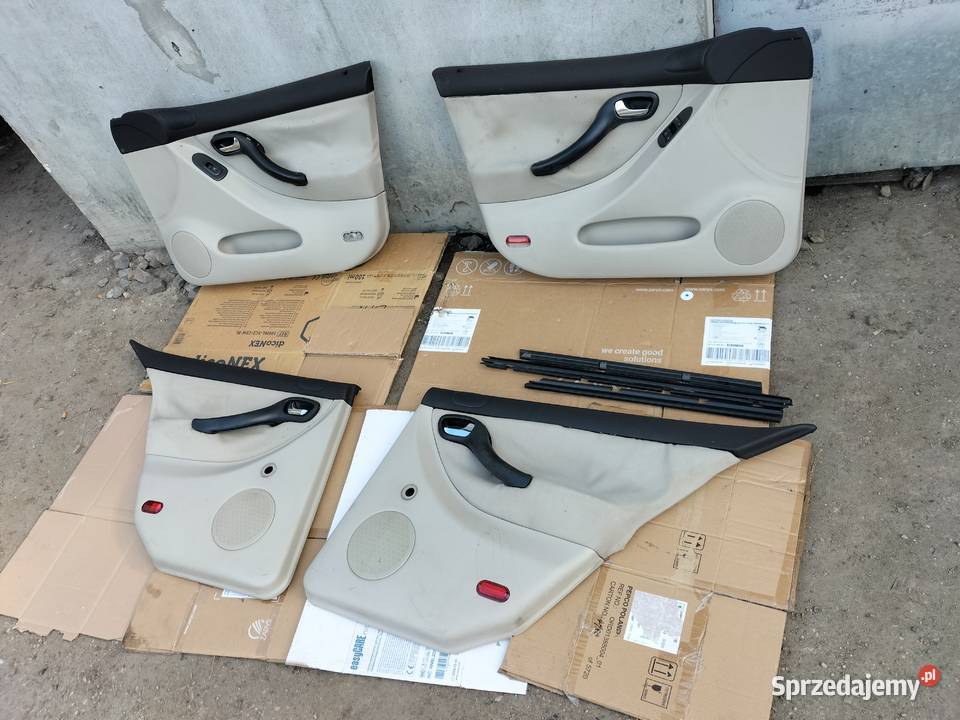 SEAT TOLEDO 2 MK2 BOCZKI TAPICERKA DRZWI lubelskie