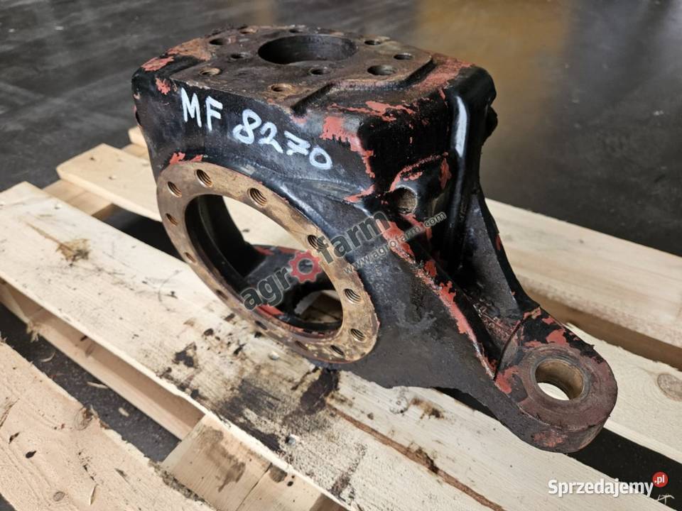 Zwrotnica LH FWD Massey Feguson 8270 8170