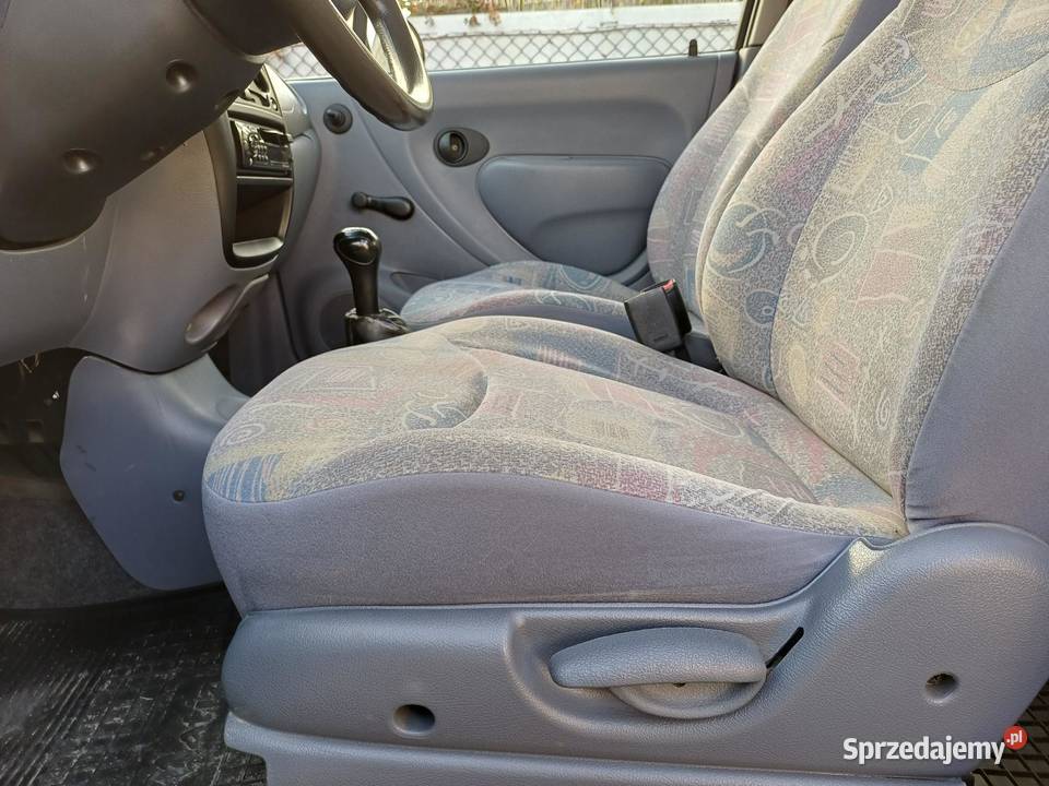 Auto zadbane w pełni sprawne ekonomiczne Łomna sprzedam