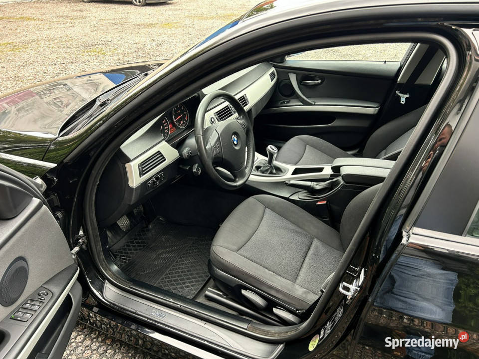 BMW 318 Klimatyzacja Tempomat Podgrzewane Fotele światła przeciwmgielne BMW Bydgoszcz