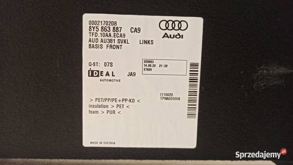 AUDI A3 8Y BOCZEK BAGAŻNIKA LEWY SEDAN 8Y5863887