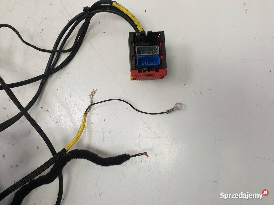 Ford Focus II MK2 NAPINACZ PASA Lewy przód