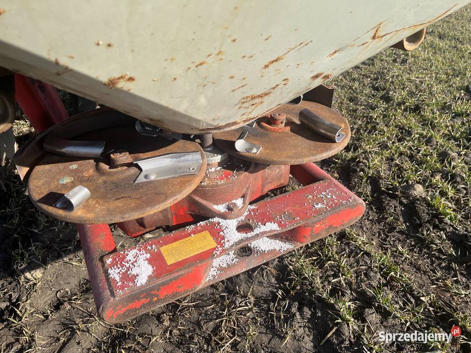 Rozsiewacz nawozu Rauch komet 450