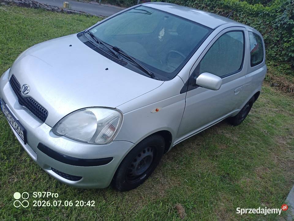 Toyota yaris Włodowice