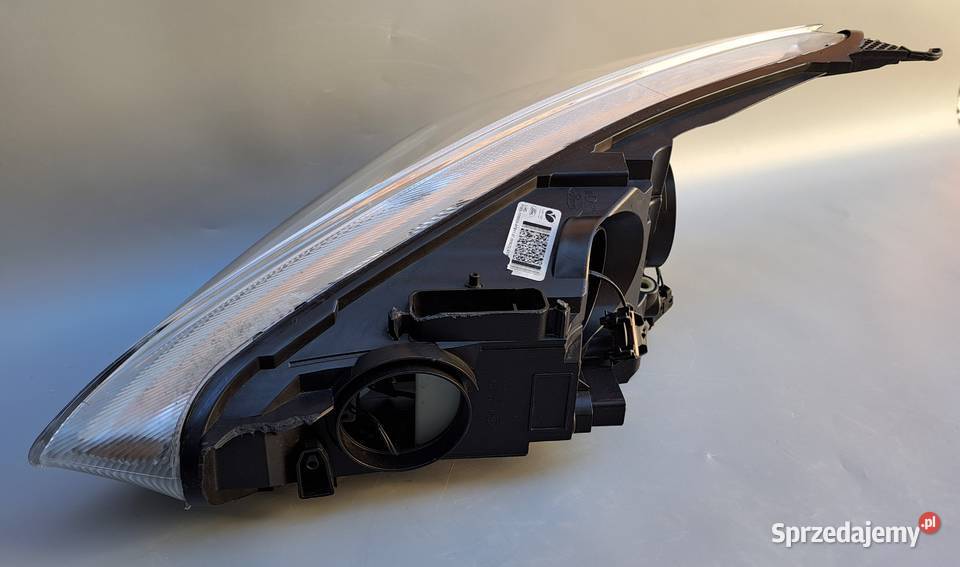Reflektor Prawy Ford Focus Mk3 FL LED
