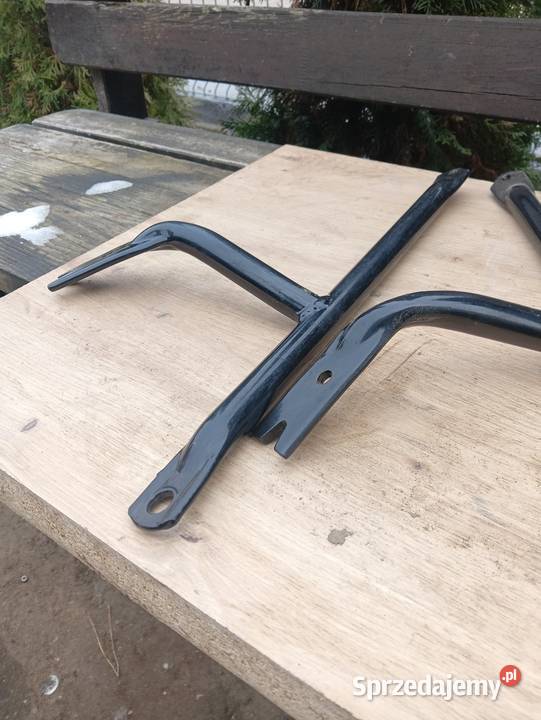 Oryginalny uchwyt podnóżka pasażera prawa Simson