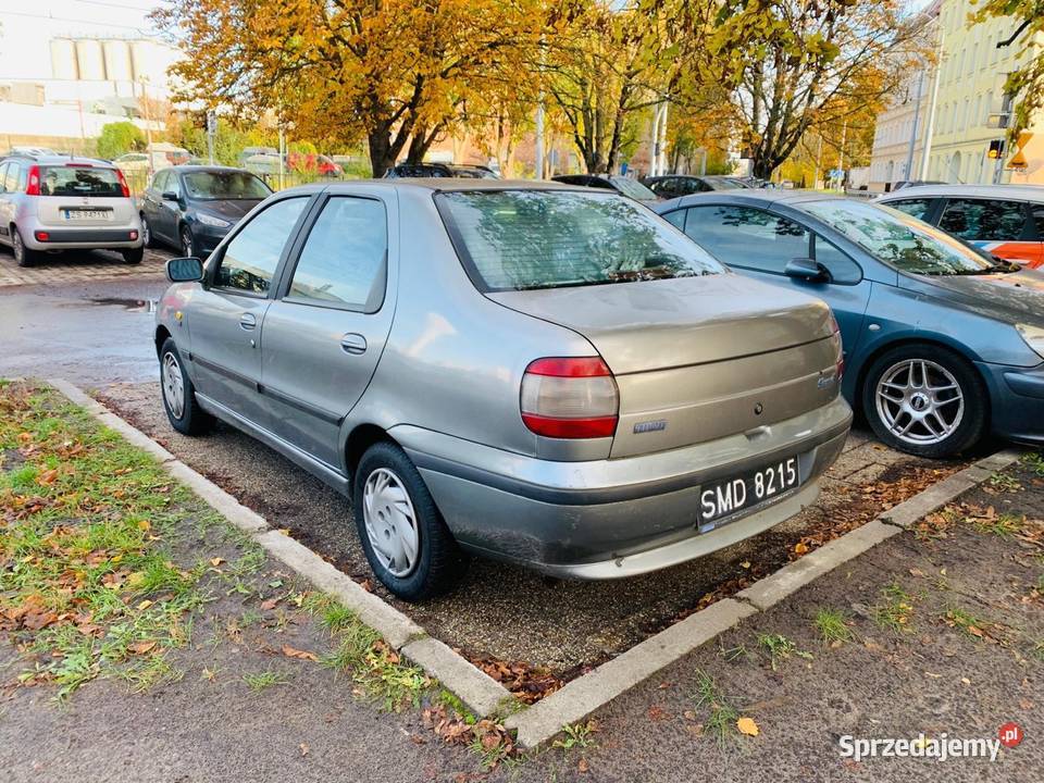 Fiat siena jeden właściciel niski przebieg radio Szczecin