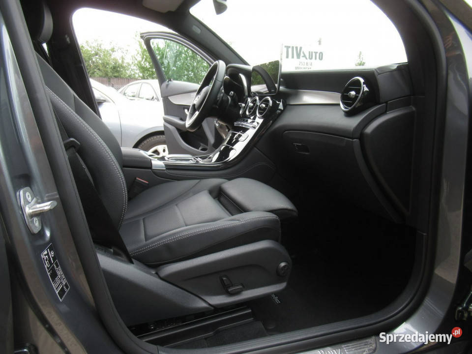Mercedes GLC 200 BEZSZKODOWY COUPE Salon Polska światła przeciwmgielne Warszawa